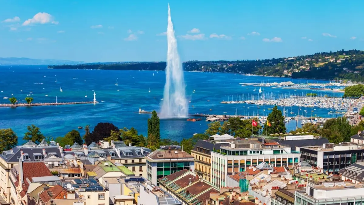 Geneva, international economic and institutional center